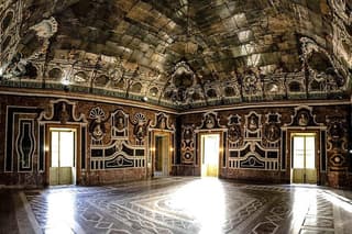 Monreale, Bagheria (Villa Palagonia) and Cefalù from Palermo, Private Tour