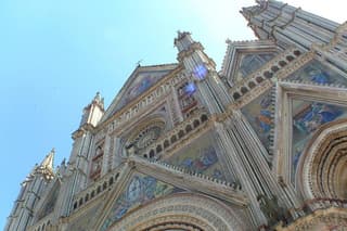Private Transfer from Accommodation in ORVIETO to Accommodation in ROME