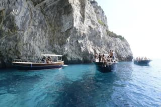 Capri Island Small Group Boat Tour from Rome by Train
