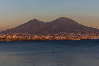 Unique walk around the crater of the Vesuvius