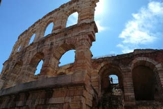 The city of Romeo and Juliet: A self-guided audio tour through Verona