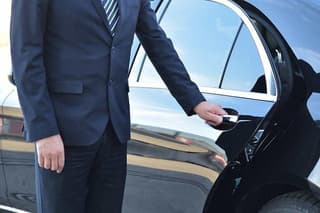 Transfer Fiumicino FCO Airport to/from Forte dei Marmi optional Orbetello Stop