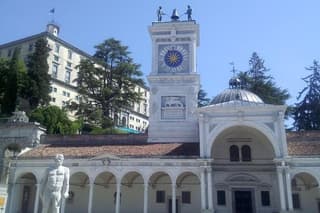 Private guided tour of Udine