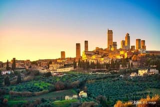 Private tour Siena, San Gimignano and Monteriggioni, lunch in the cellar