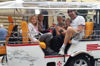 Private Gran tour Panorama of Florence in tuktuk golfcart