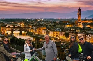 Private Electric Bike Night Florence Tour with view from Piazzale Michelangelo