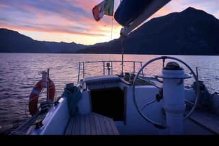 Sunset Sailing Lake Como with Private Skipper