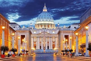 Vatican Guided Tour with Sistine Chapel, Museum's & The Basilica