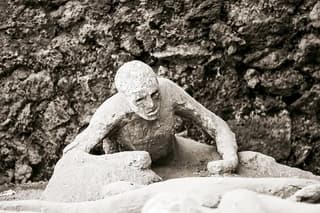 NAPLES: Early Birds Pompeii & Ercolano + Espresso and Sfogliatella