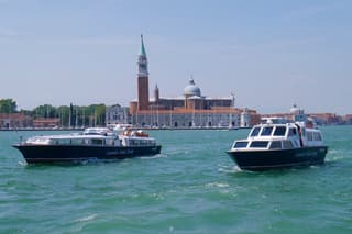 Private Transportation from Marco Polo Airport to Venice Center