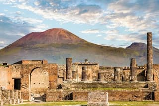 Private tour of Pompeii and Vesuvius from Amalfi Coast