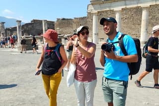 Pompeii Private Tour with expert local guide