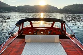 Lake Como Private Wooden Boat Tour & Italian Glamour