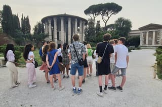 Origins of Rome: Roman and Greek Mythology Private Walking Tour