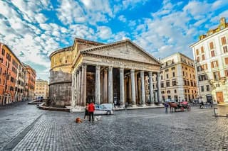 Rome by Yourself with English Chauffeur by Sedan - 4/8hr disposal