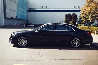 Private Transfer: Lake Como to Milan Airport MXP in Business Car