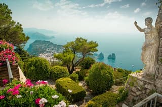 Small Group Tour to Blue Grotto, Anacapri and Capri