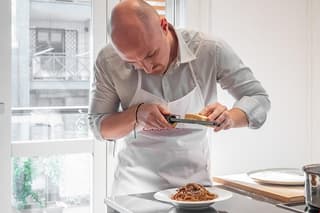 PRIVATE Hand-made pasta cooking class in Milan