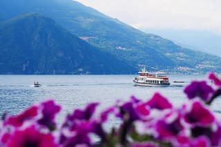 Lake Como: Como City Audioguide + Scenic Ferry Ride