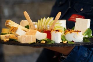 Private Valsassina Tour with Cheese Tasting and E-bike