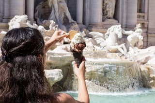 Trevi Fountain District Underground Domus Tour and Gelato
