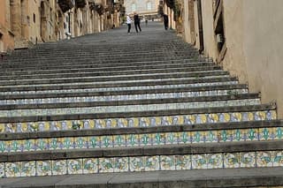 Ceramics and Mosaics Experience Uncovering Sicilian Art