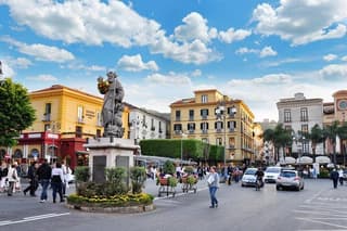 Guided tour in Naples, Pompeii Ruins and Sorrento from Naples