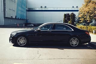 Private Transfer: Malpensa Airport MXP to Milan by Business Car