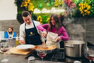 Michelin-Trained Chef Pasta Class in Florence