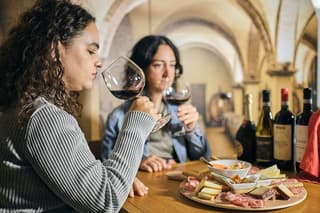 Wine Tasting near the Aquarium of Genoa