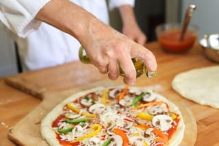 Master Traditional Pizza and Gelato With a Local Chef + Wine