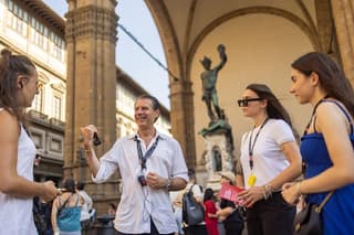 Renaissance Secrets with Elvis - Walking experience
