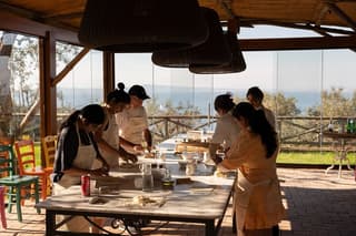 Pasta & Traditional Sorrento Cuisine with Pickup - 100% Hands On
