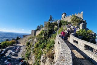 8 Days Tuscany and Umbria Luxury Tour with Private Driver & Guide