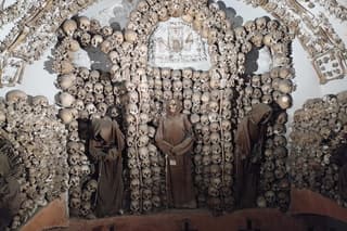 Capuchin Crypts Tour – Fast-Track, Guided or Audio