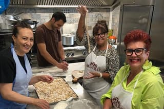 Traditional Cooking Class and Pizza on the Amalfi Coast