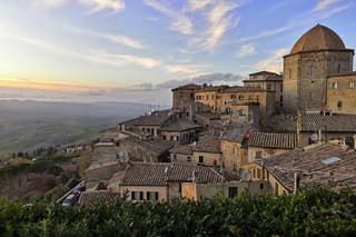 Volterra Tour + Salt Mine by van from Lucca, Pisa or Livorno Port