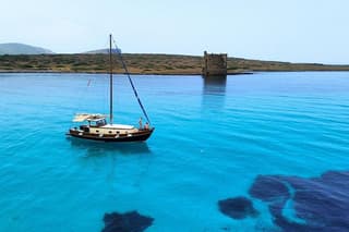 From Stintino: wooden boat excursion to Asinara Island