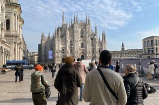 Milan Street Food Walking Tour with Wine Tasting