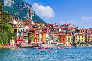 Bellagio and Varenna from Como 4H Private Boat Tour with Captain