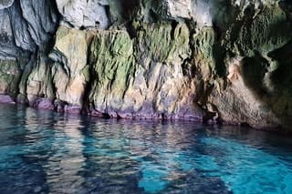 Syracuse Boat tour of Ortigia and Sea Caves with swimming stop