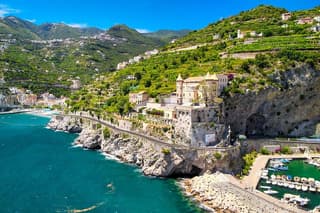 Private day trip from Naples to Maiori and Minori, local driver