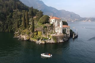 Lake Como Boat tour share with PROSECCO