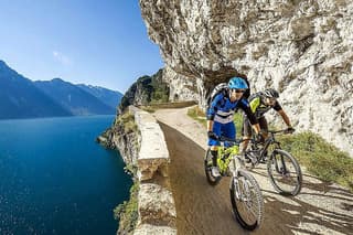 Lake Garda Ebike Private Tour from Riva