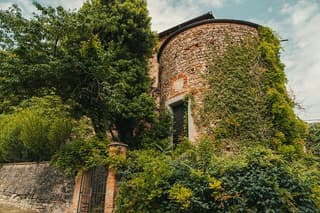 Taste Award Winning Organic Wines in a Castle