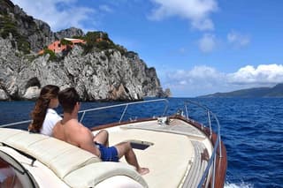 Sorrento: Exclusive Capri Private Boat Tour & Blue Grotto