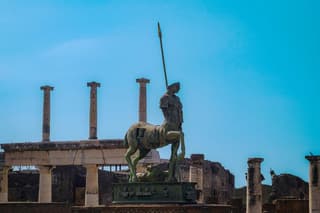 Naples : Shared Tour – Pompeii, Sorrento and Amalfi Coast View