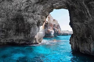 Boat tour to the caves of Santa Maria di Leuca