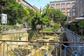 Naples City Centre Tour with Local Guide