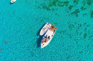Private Boat Tour Favignana Levanzo with Lunch from Favignana